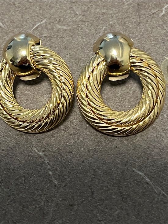 Jewelry - Vtg Classic Gold Rope Circle Stud Earrings - Women Jewelry 1-1.5”